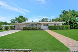 2708 NE 1st Ave, Wilton Manors, FL 33334 Sold 06/27/25