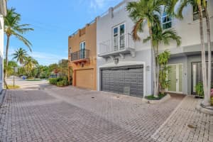 605 NE 11th Ave, Fort Lauderdale, FL 33304 Sold 06/24/25