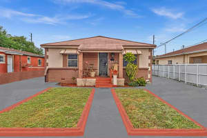 3275 NW 53rd St, Miami, FL 33142 Sold 07/15/25