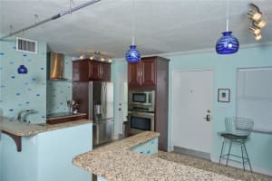 2555 NE 11th St 703, Fort Lauderdale, FL 33304 - MLS#F10495436