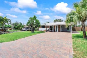 4841 NE 7th Ave, Oakland Park, FL 33334 Sold 05/15/25