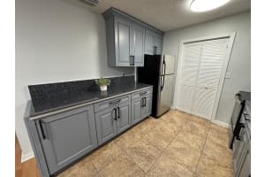 6100 NE 4th Ave, Fort Lauderdale, FL 33334 - MLS#F10495482