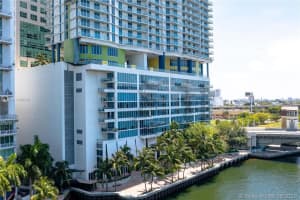 185 Sw 7th St 1604, Miami