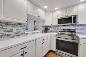 6570 Royal Palm Blvd 210j, Margate