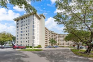 3090 N Course Dr 209, Pompano Beach, FL 33069 Sold 11/06/25