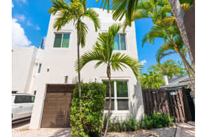 1214 SE 1st St, Fort Lauderdale, FL 33301 Sold 05/27/25