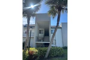 1605 S Us Highway 1 V5-202, Jupiter