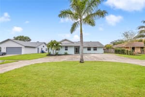 218 Ponce De Leon St, Royal Palm Beach, FL 33411 Sold 05/05/25