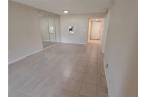 606 SW Natura Boulevard 107, Deerfield Beach, FL 33441 - MLS#F10495615