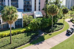 20329 Country Club Drive, Miami, FL 33180 - MLS#F10495644