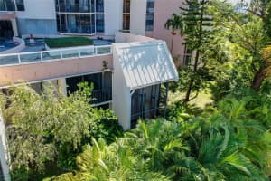 20329 Country Club Drive, Miami, FL 33180 - MLS#F10495644