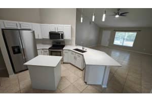 585 NW Floresta Drive, Port Saint Lucie, FL 34983 - MLS#F10495653