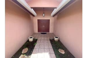 11330 NW 24th St, Plantation, FL 33323 Sold 07/30/25