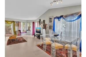 2440 NW 33rd St 1812, Oakland Park, FL 33309 - MLS#F10495822