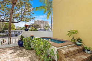 909 N Victoria Park Rd, Fort Lauderdale, FL 33304 Sold 05/30/25
