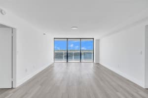 20515 E Country Club Dr 745, Miami, FL 33180 Sold 07/08/25