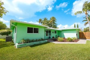 1924 NE 18th St, Fort Lauderdale, FL 33305 - MLS#F10495877
