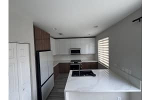 1605 SE 20th Ter, Homestead, FL 33035 Sold 07/30/25