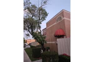 6152 Seven Springs Blvd 6152, Greenacres, FL 33463 Sold 05/15/25