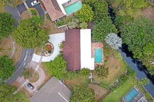560 SW 62nd Ave, Plantation, FL 33317 Sold 06/04/25