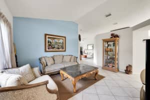 1601 SW 158th Ave, Pembroke Pines, FL 33027 - MLS#F10496111