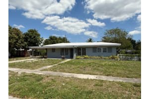 838 Fairway Dr, Plantation, FL 33317 Sold 08/28/25