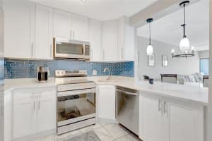 390 N Federal Hwy 202, Deerfield Beach, FL 33441 - MLS#F10496141