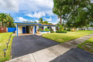 315 57th Avenue, Hollywood, FL 33023 - MLS#F10496149