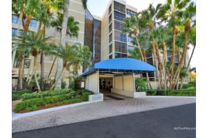 16300 Golf Club Rd 719, Weston, FL 33326 - MLS#F10496205