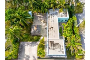 348 TAYLOR ST, Hollywood, FL 33019 - MLS#F10496235