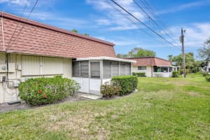 1996 NE 33rd St 4, Pompano Beach, FL 33064 - MLS#F10496244