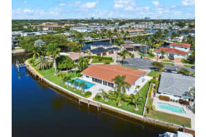 229 SE 3rd Ter, Pompano Beach, FL 33060 Sold 08/22/25