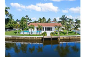 229 SE 3rd Ter, Pompano Beach, FL 33060 Sold 08/22/25