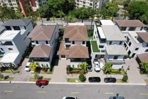 8079 NW 48th Ter, Doral, FL 33166 Sold 06/12/25