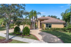 517 Stonemont Ln, Weston, FL 33326 Sold 05/30/25