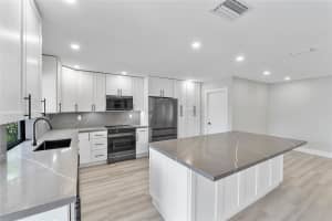 1024 NW 83rd Dr, Coral Springs, FL 33071 Sold 12/03/25