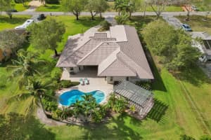 13711 SW 18th Ct, Davie, FL 33325 Sold 07/02/25