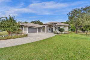 13711 SW 18th Ct, Davie, FL 33325 Sold 07/02/25