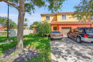 1981 SW 103rd Ter 1981, Miramar, FL 33025 Sold 06/27/25