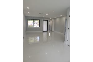440 NE 174th St, North Miami Beach, FL 33162 - MLS#F10496342