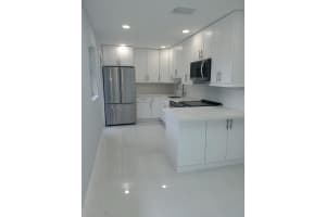 440 NE 174th St, North Miami Beach, FL 33162 - MLS#F10496342