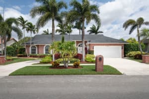 16633 Golfview Dr, Weston, FL 33326 Sold 08/12/25