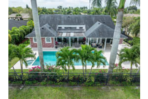 16633 Golfview Dr, Weston, FL 33326 Sold 08/12/25
