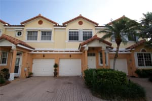 1962 NE 7th St 104, Deerfield Beach, FL 33441 Sold 07/21/25