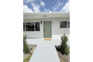 5411 SW 41st St, Davie, FL 33314 Sold 04/25/25