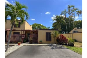 1421 E Golfview Dr 1421, Pembroke Pines, FL 33026 Sold 06/12/25