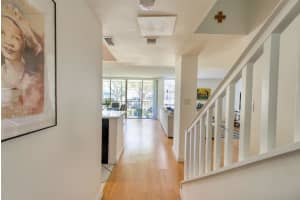 3401 N Country Club Dr 110, Aventura