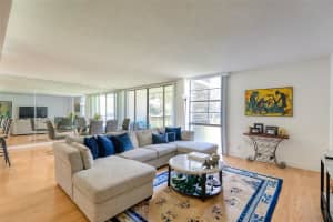 3401 Country Club Drive, Aventura, FL 33180 - MLS#F10496444