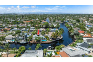 380 SE 11th St, Pompano Beach, FL 33060 Sold 05/29/25