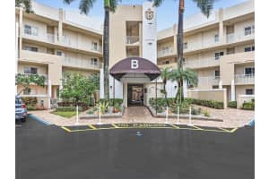 7767 Granville Dr 310, Fort Lauderdale, FL 33321 Sold 09/30/25
